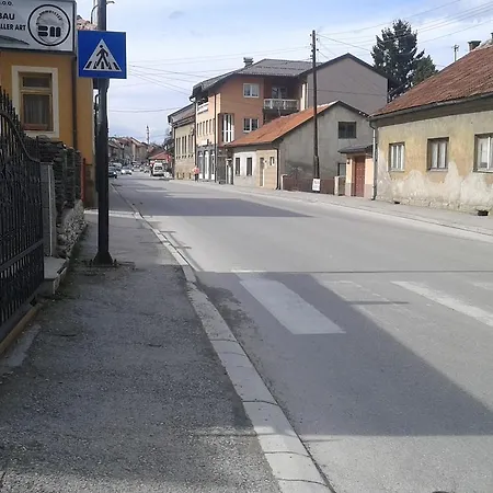 Konukevi Adria *